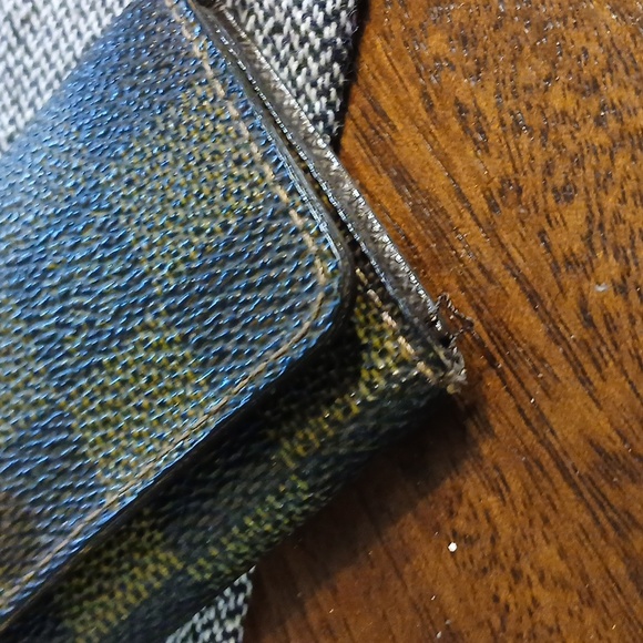 Authentic Louis Vuttion Key Case - Picture 6 of 12